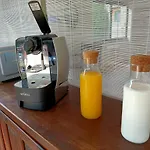 여관 Maspalau *