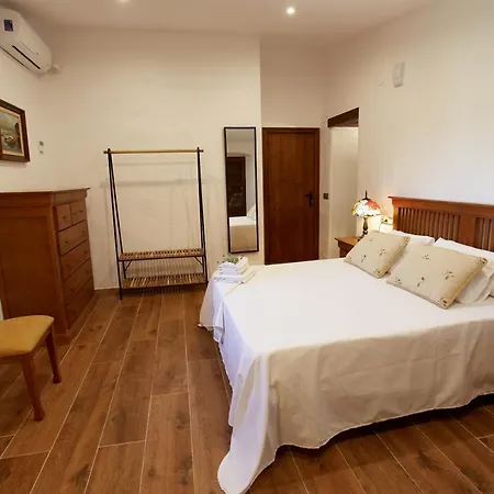 Maspalau Inn *