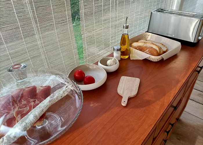 Maspalau Πανδοχείο *
