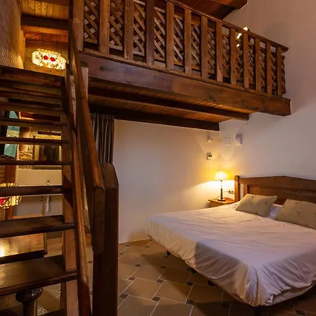 Maspalau Inn *